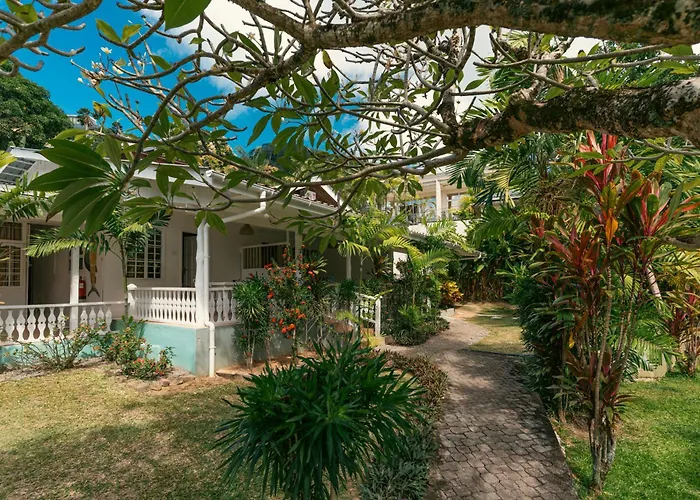 Beau Vallon Bungalows 3* Beau Vallon (Mahe)