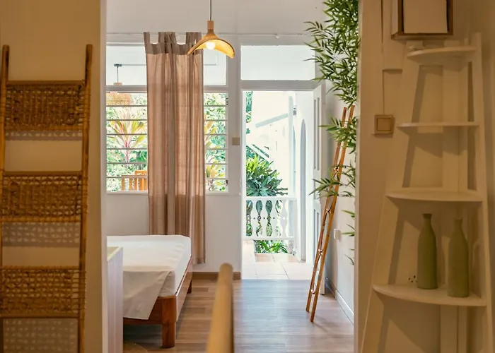 Beau Vallon Bungalows Pensjonat 3*