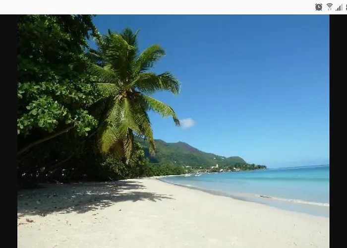 Guest house Beau Vallon Bungalows 3*